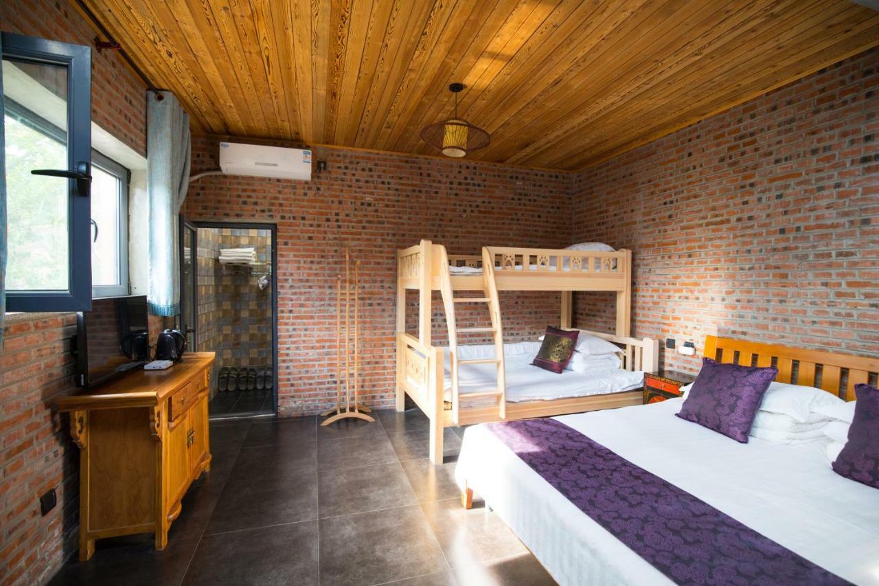 Beijing Mutianyu Great Wall Wangshanyuan Farm Stay Huairou Bagian luar foto